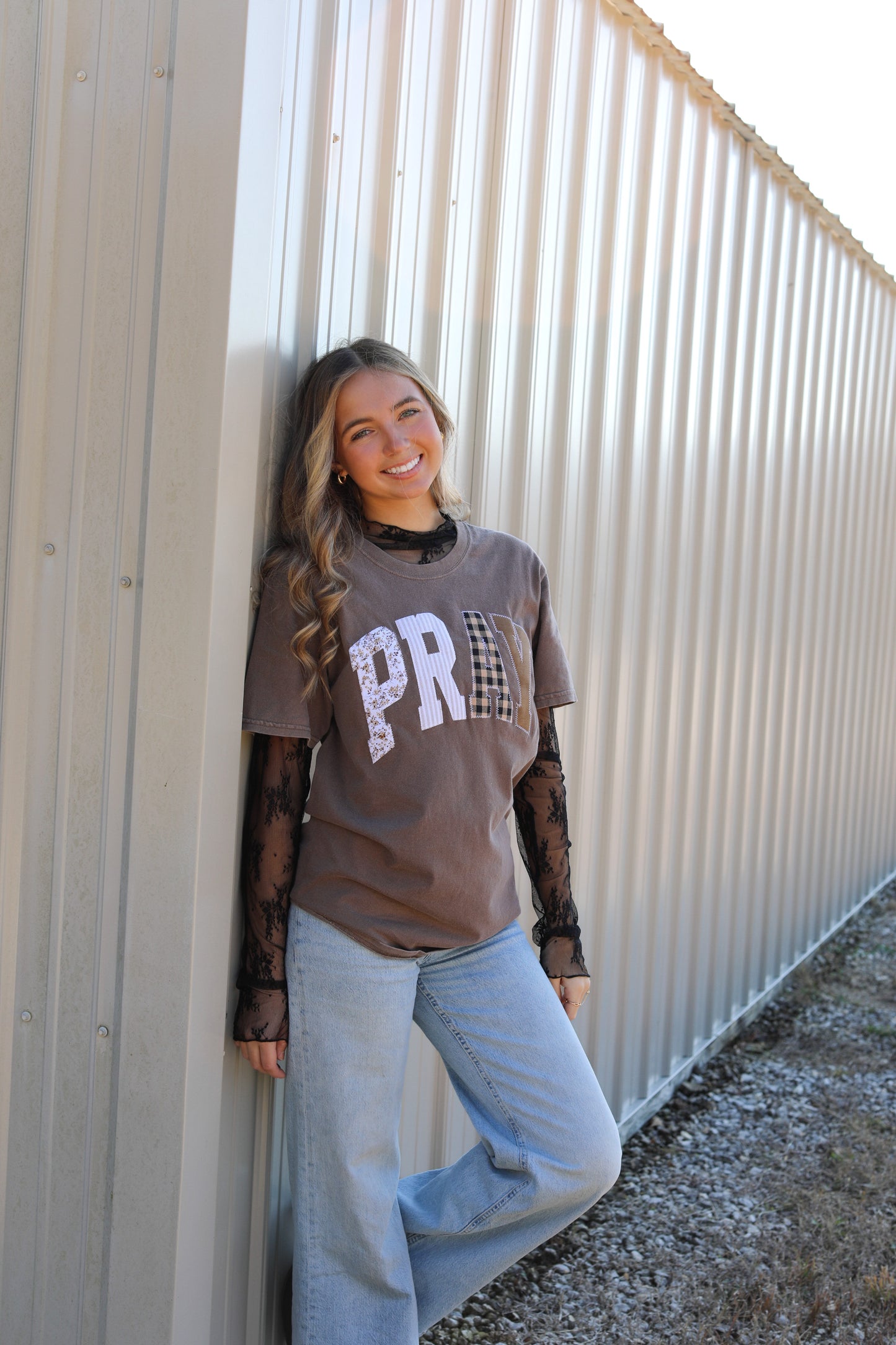 Embroidered Pray Tee￼