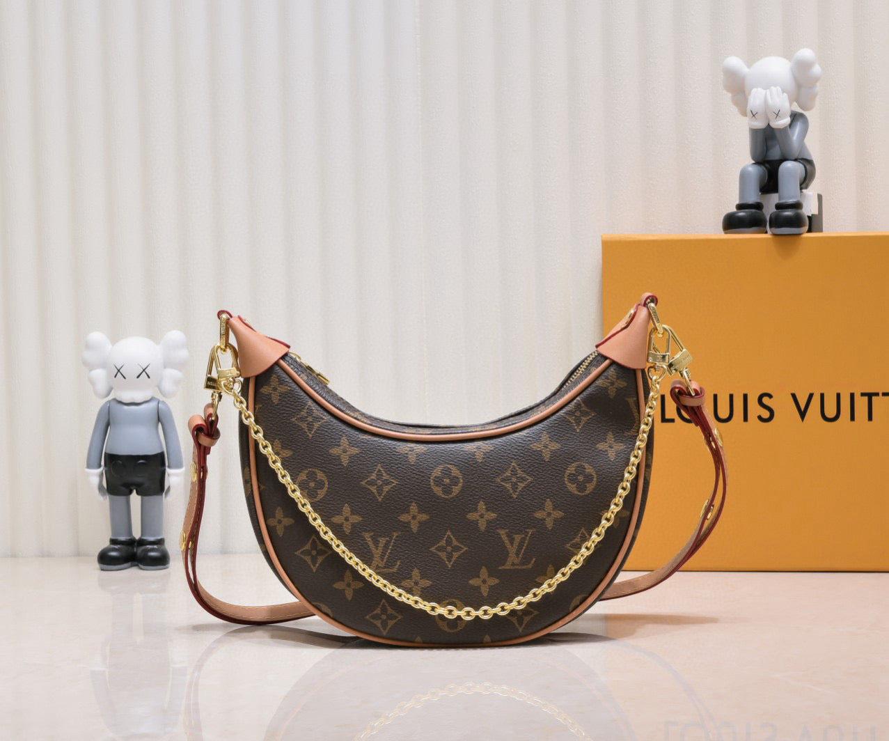 Loop Purse LV - DUPE